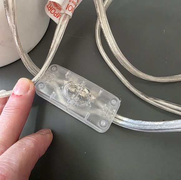 Howin Lamp - Picture 4 of 4